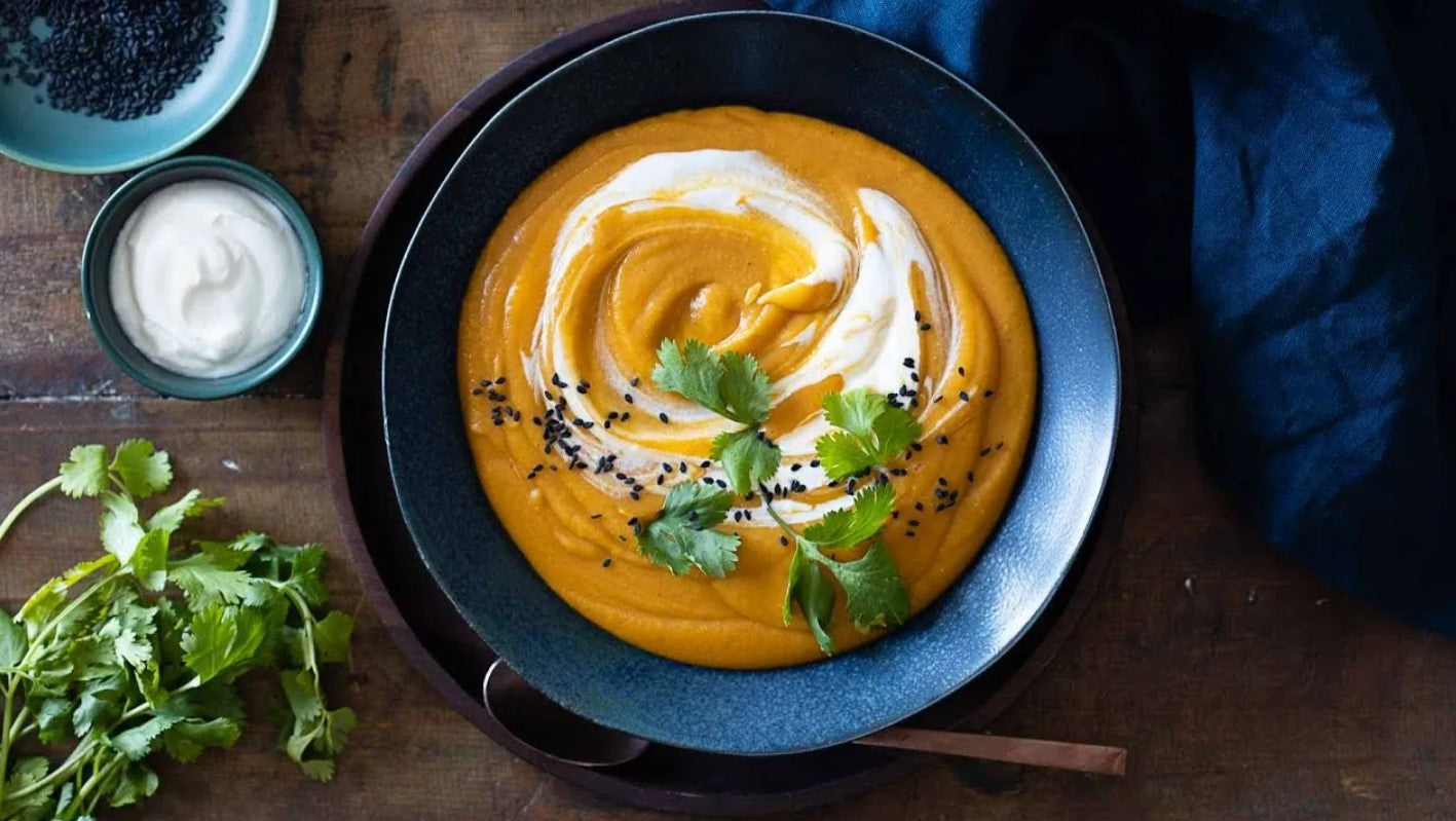 Zoete aardappelsoep met linzen